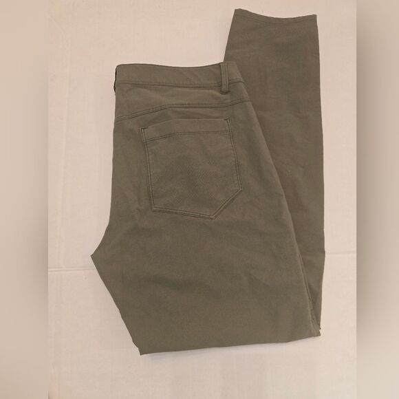 Arc'teryx Levon Women's Hiking Pants Size 10 In Army Green - Picture 2 of 15